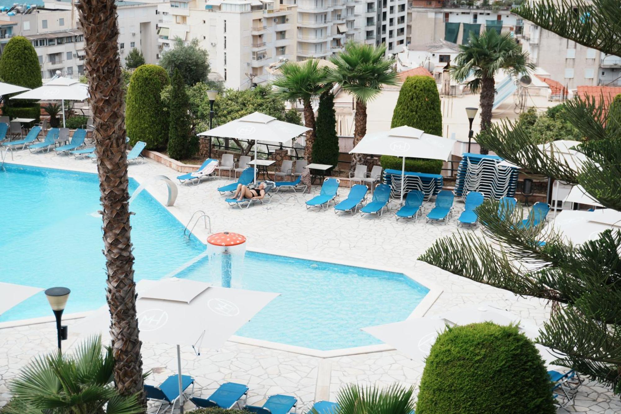 Hotel Mediterrane Sarandë Exterior foto